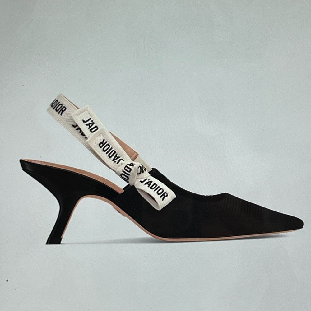 Dior Black Kitten Heels with Decorative Bow - Picture 2 of 11